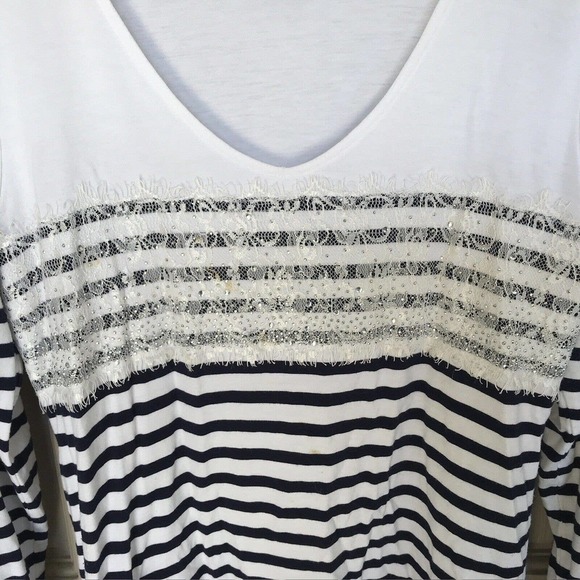 WHBM Top SzM Blk/Wht Stripe Lace Embellishment V Neck Used - Picture 2 of 7